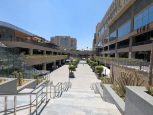 شقق للبيع في زايد